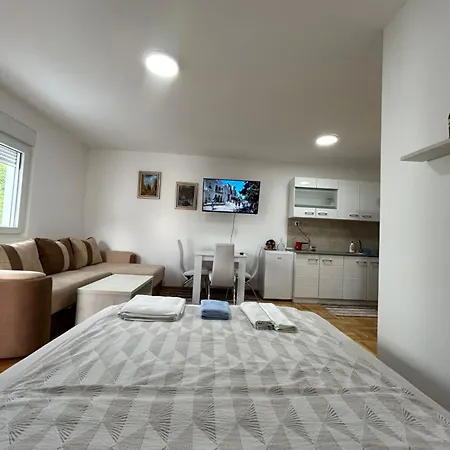 8 & Free Parking Vrnjačka Banja